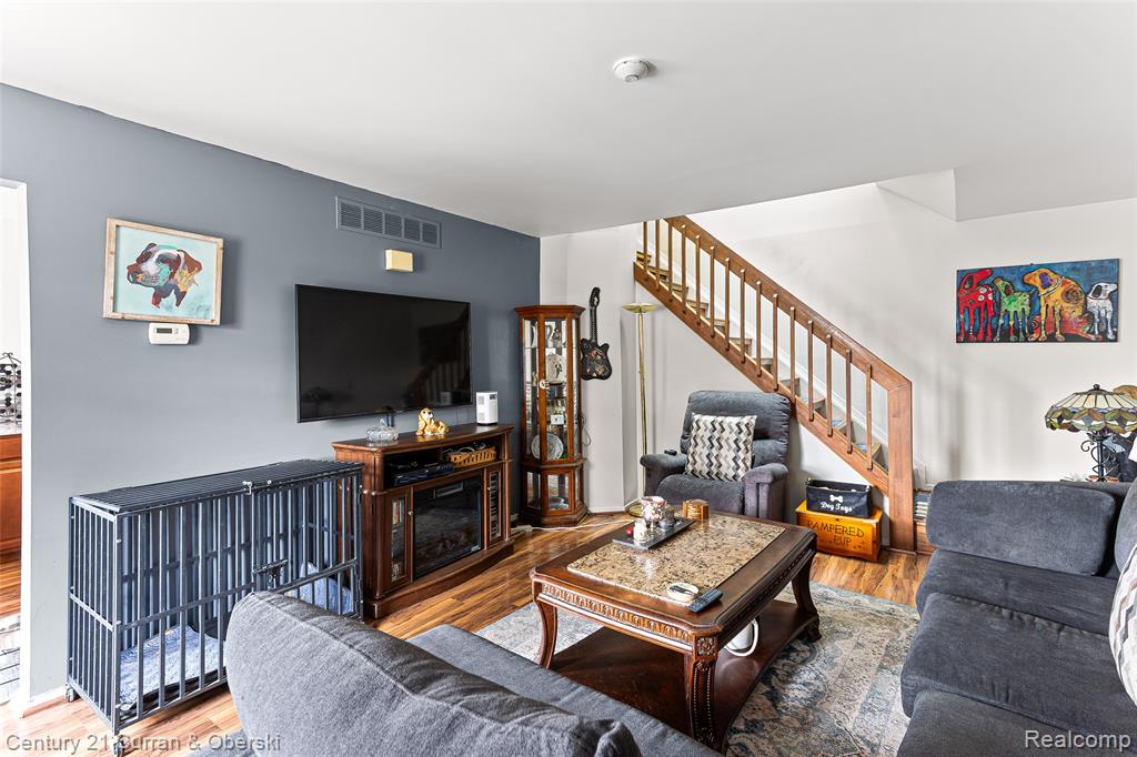 1921 Vine Way Dr, 41, Canton, MI 48188 — Photo 5