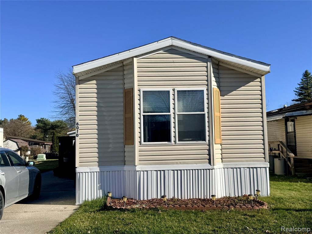 6010 Indian, Burtchville, MI 48059 — Photo 4