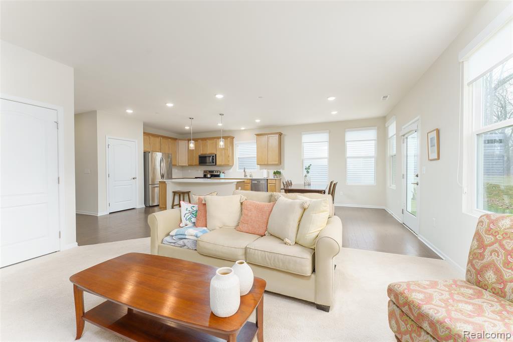 4639 Crestway Drive, Brighton, MI 48116 — Photo 8