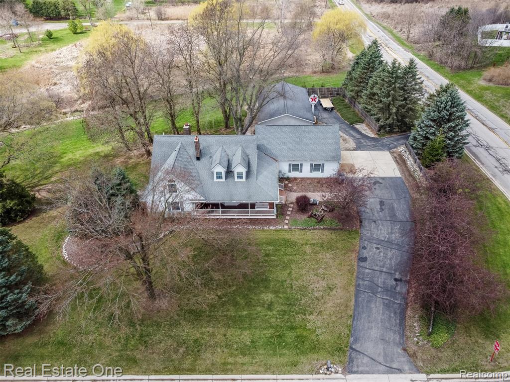 11030 Marshall Road, South Lyon, MI 48178 — Photo 2