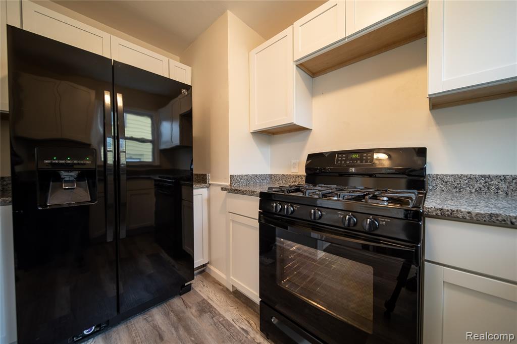 438 Ford Boulevard, Lincoln Park, MI 48146 — Photo 15