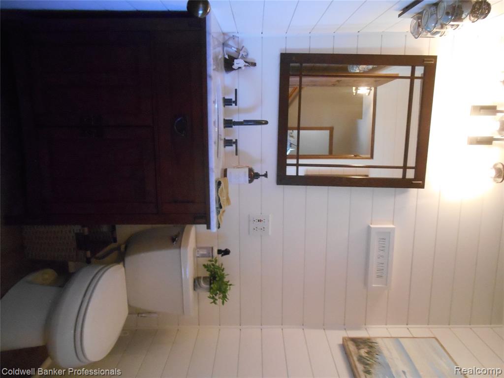 2704 Genny Ridge Drive, Lapeer, MI 48446 — Photo 12