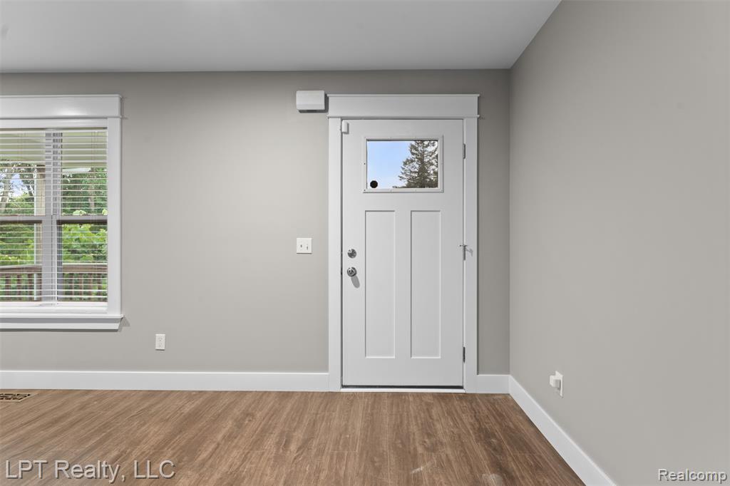 4177 Julie Kim Lane, Goodrich Vlg, MI — Photo 8