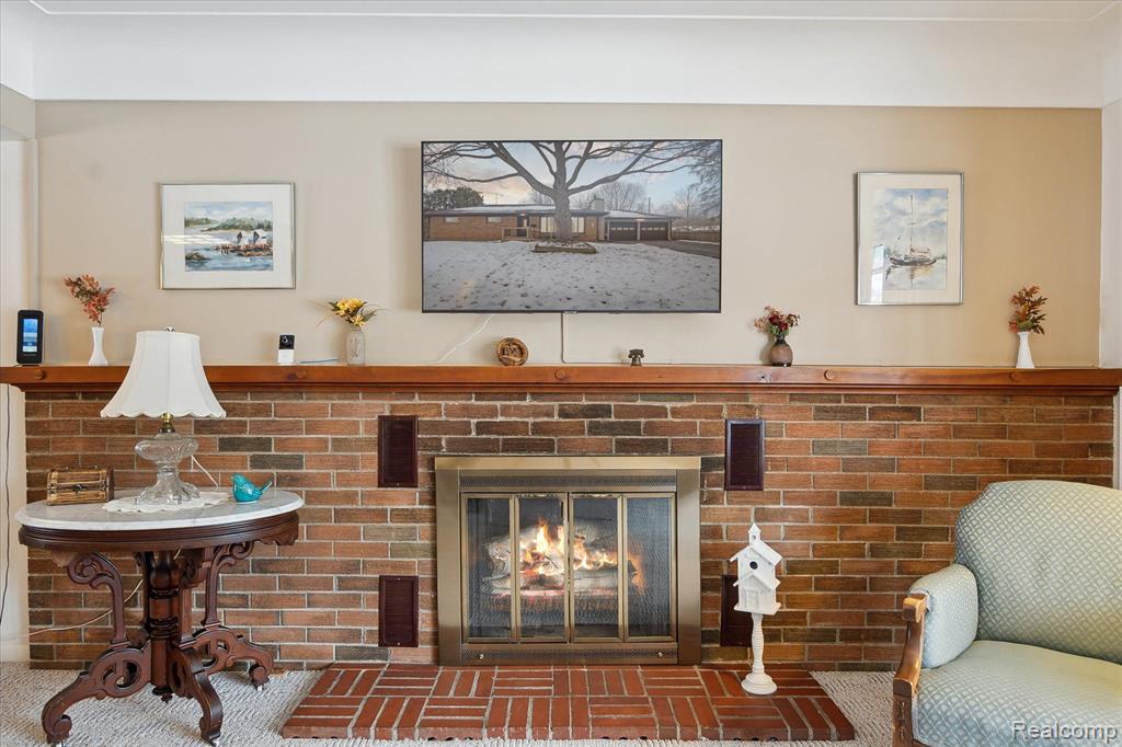 310 TAYLOR Lane, Chelsea, MI 48118 — Photo 10
