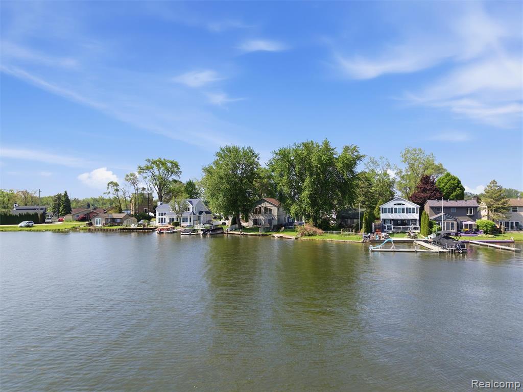 8868 Tackles Drive, White Lake, MI — Photo 49