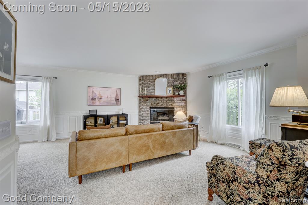 2370 Lansbury Drive, Waterford, MI 48329 — Photo 4