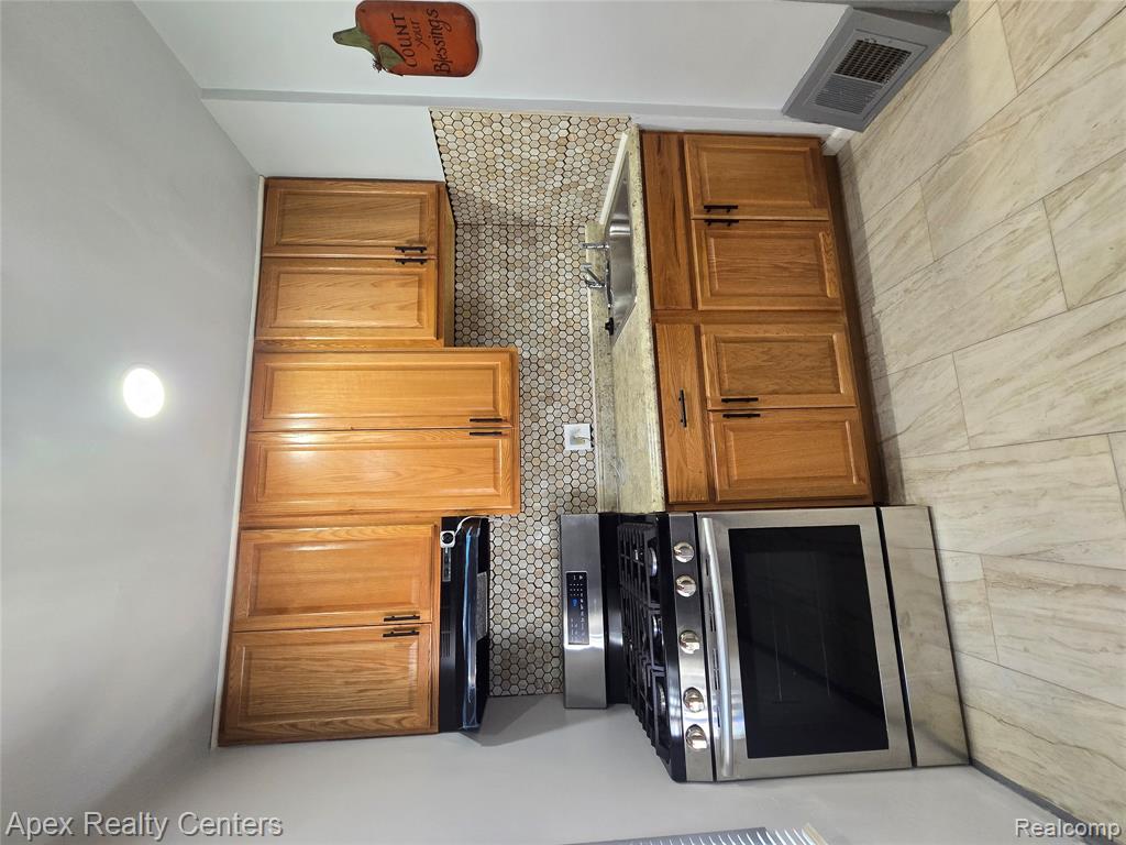 7671 - 7675 Evergreen Avenue, Detroit, MI 48228 — Photo 22