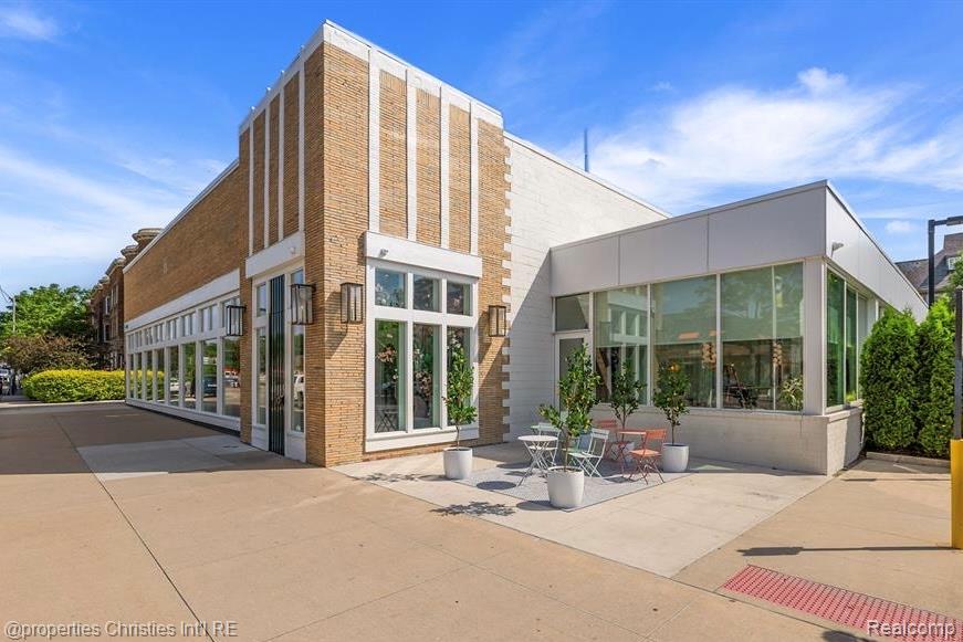 438 Selden Street, 402, Detroit, MI 48201 — Photo 43