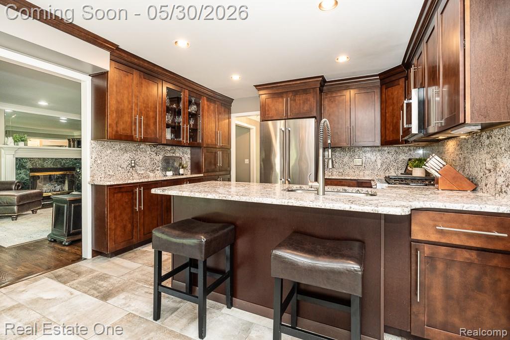 44105 Dunham Court, Clinton Twp, MI 48038 — Photo 8