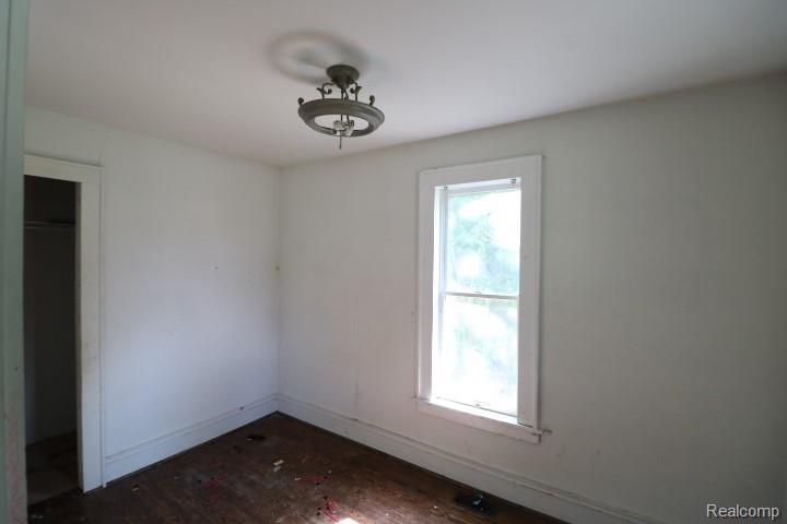 556 W Saginaw Street, Fostoria, MI 48435 — Photo 6