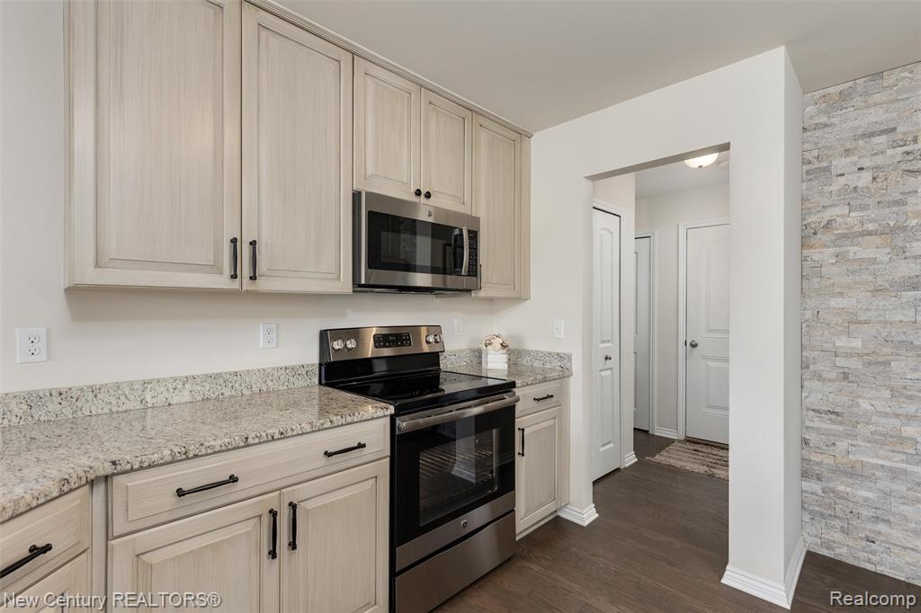 52966 Ansonia Way, 36, Macomb, MI 48042 — Photo 12