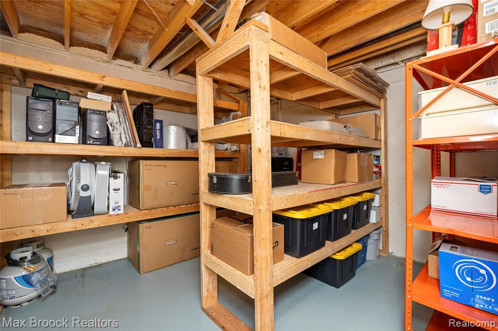 4860 Lagoons Circle, West Bloomfield, MI 48323 — Photo 62