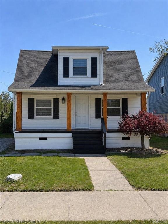 913 Pine Avenue, Alma, MI, 48801