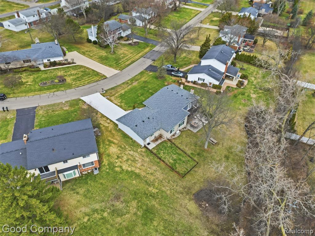 7371 Edinborough, West Bloomfield, MI — Photo 7