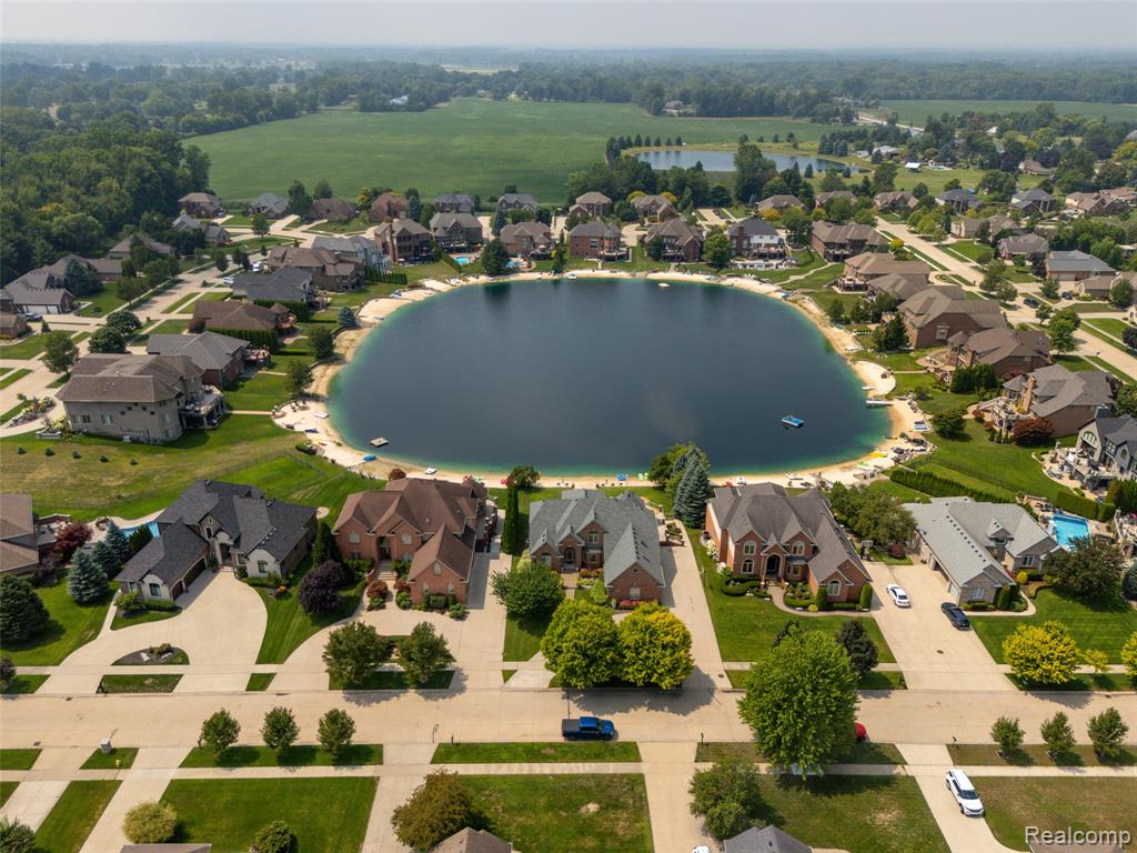 52455 Indian Summer Drive, Chesterfield, MI — Photo 47