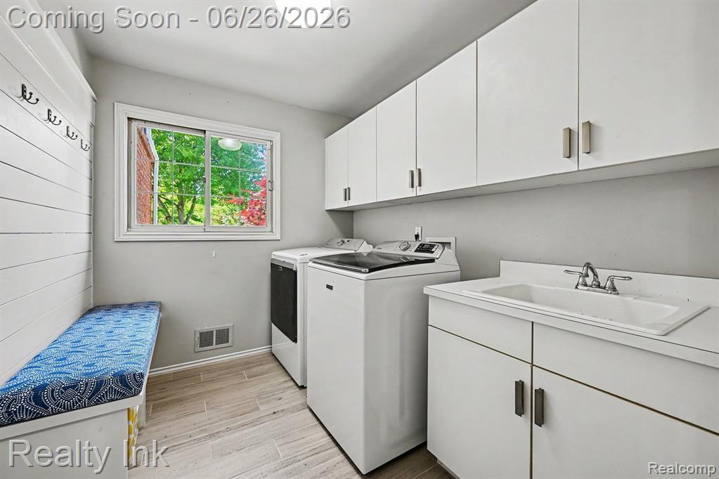 49195 Fox Drive S, Plymouth, MI 48170 — Photo 21