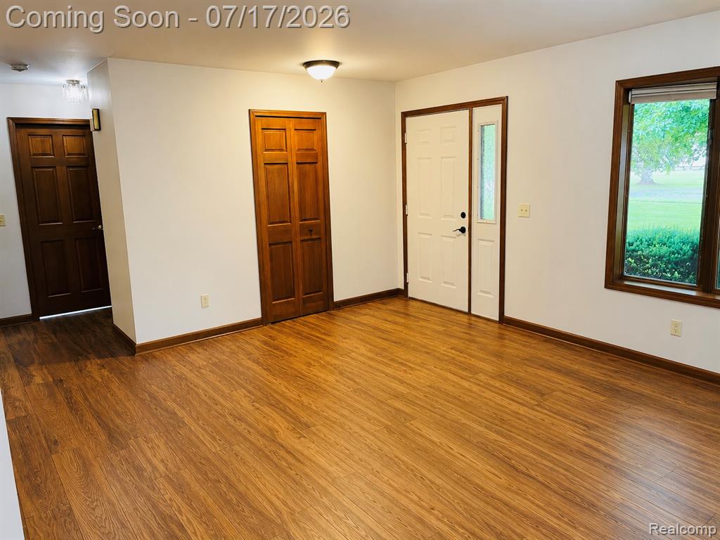 810 E Liberty Street, Chesaning, MI 48616 — Photo 7