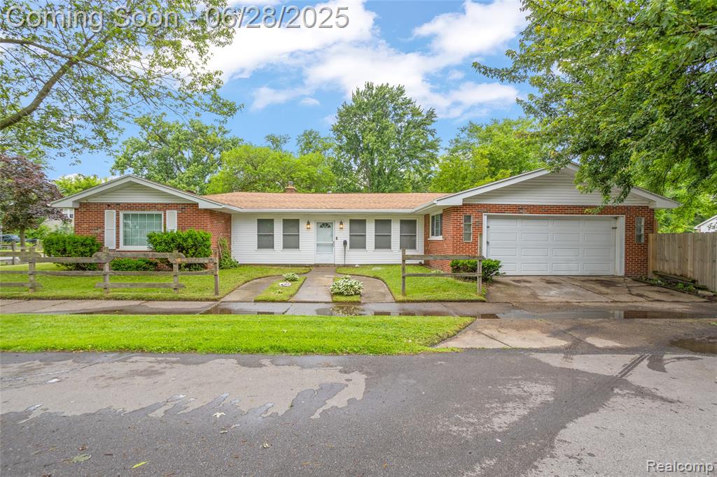 5204 Ashley Street, Detroit, MI 48236 — Photo 2