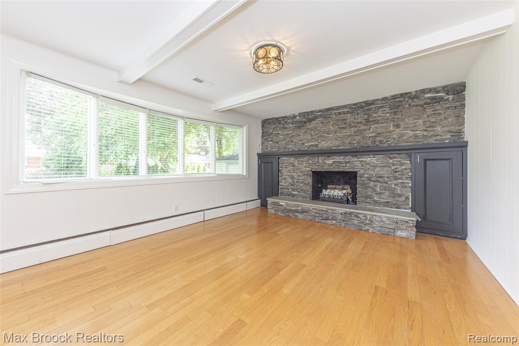 17426 Locherbie Avenue, Beverly Hills, MI 48025 — Photo 5