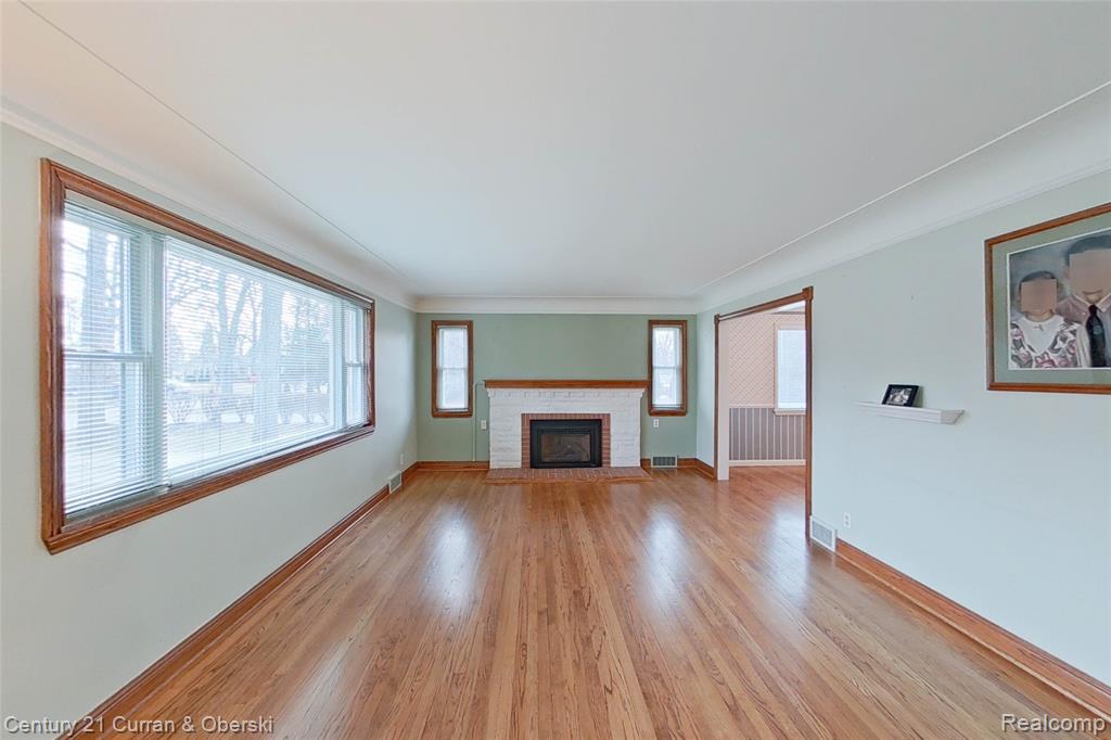 688 New Hampshire Avenue, Marysville, MI 48040 — Photo 13