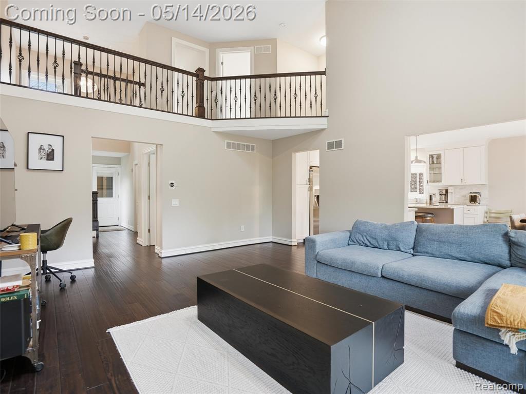 2092 Langham Drive, West Bloomfield, MI 48323 — Photo 12