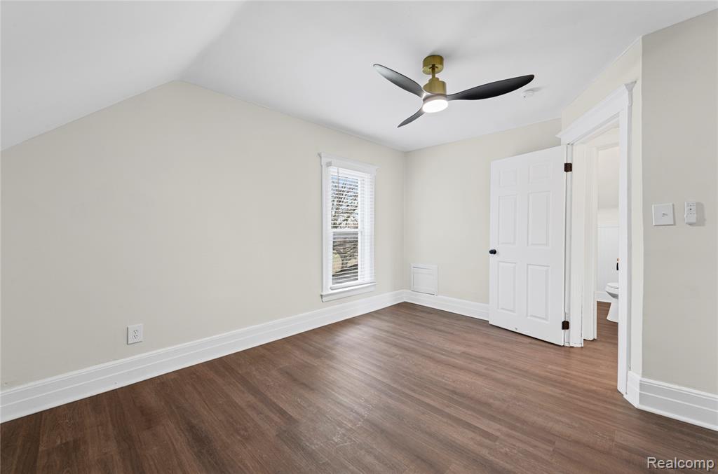 8103 E Canfield Street, Detroit, MI 48214 — Photo 33
