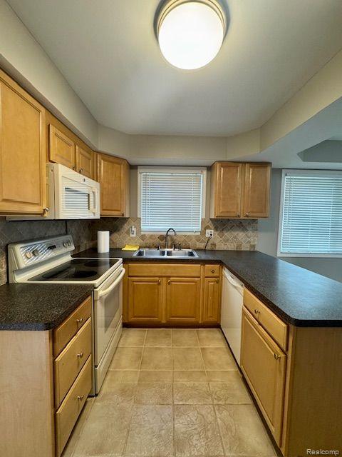 4777 HEIDI Drive, Sterling Heights, MI 48310 — Photo 11