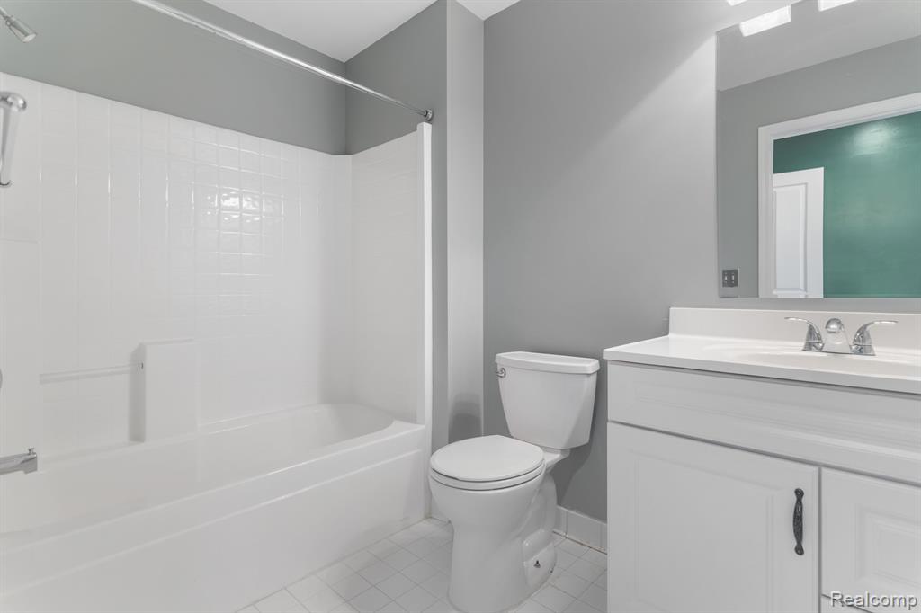 20084 RODEO COURT, Southfield, MI 48075 — Photo 13