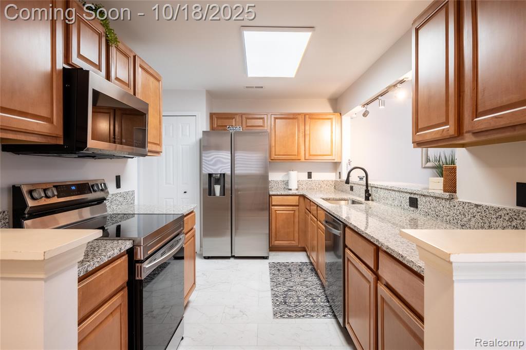 16706 Dover Drive, Northville, MI 48168 — Photo 15