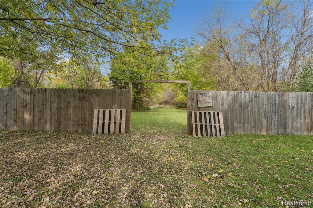 7231 Kessling Street, Davison, MI 48423 — Photo 37