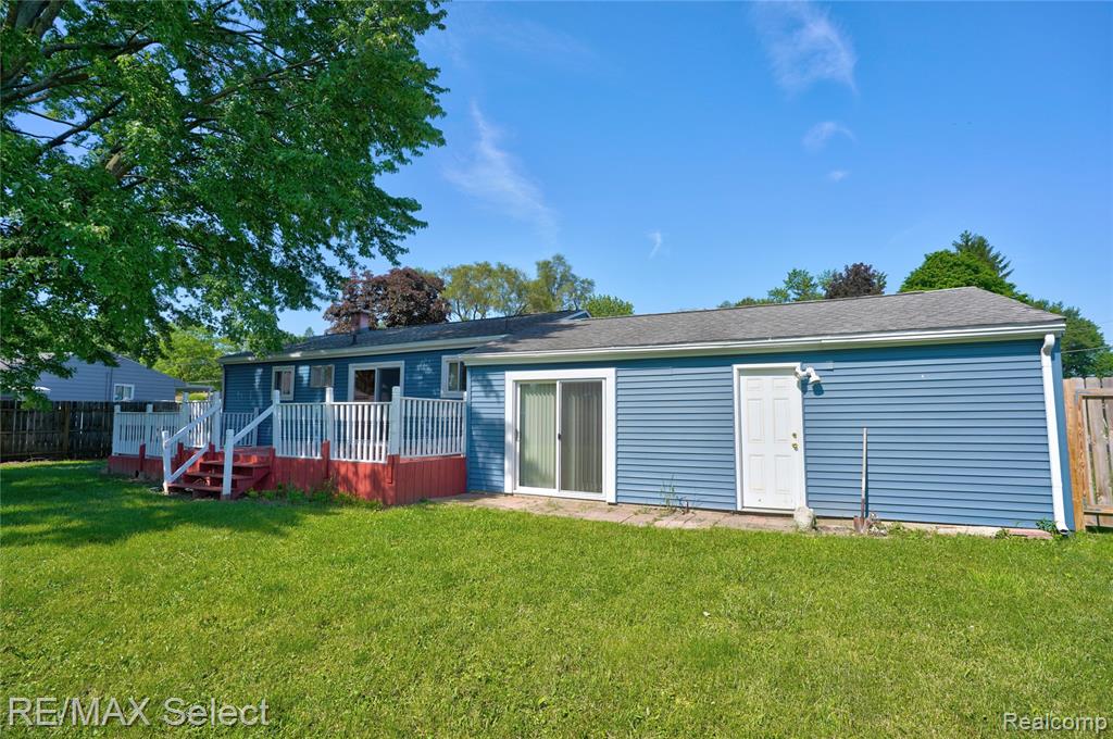 4075 Bristolwood Drive, Flint, MI 48507 — Photo 19