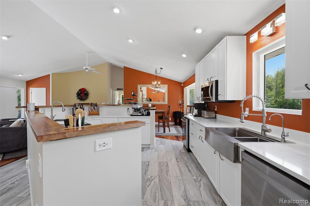 13158 Wood Road, Bath, MI 48808 — Photo 16