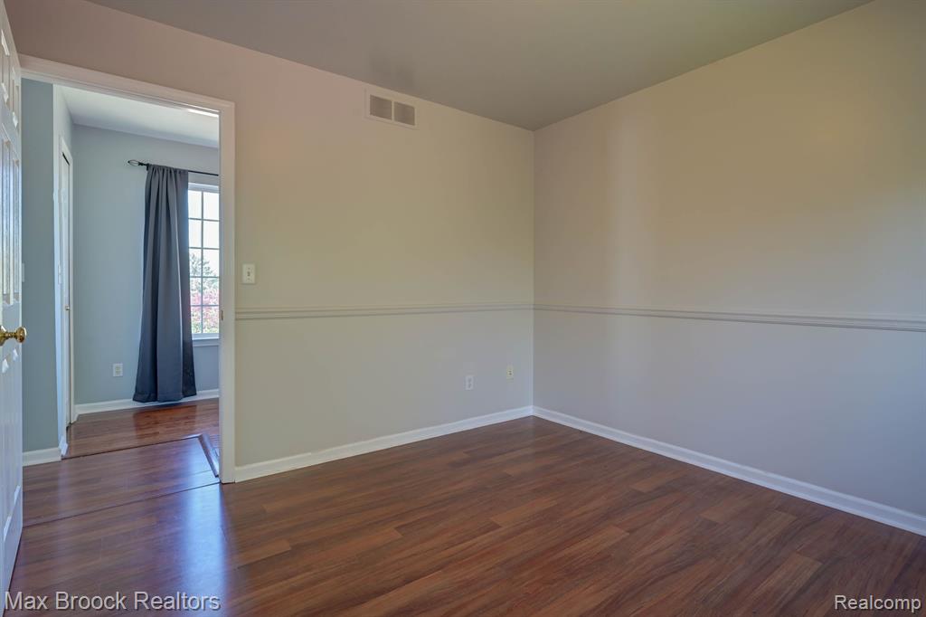 7273 BELLE MEADE Street, Ypsilanti, MI 48197 — Photo 37