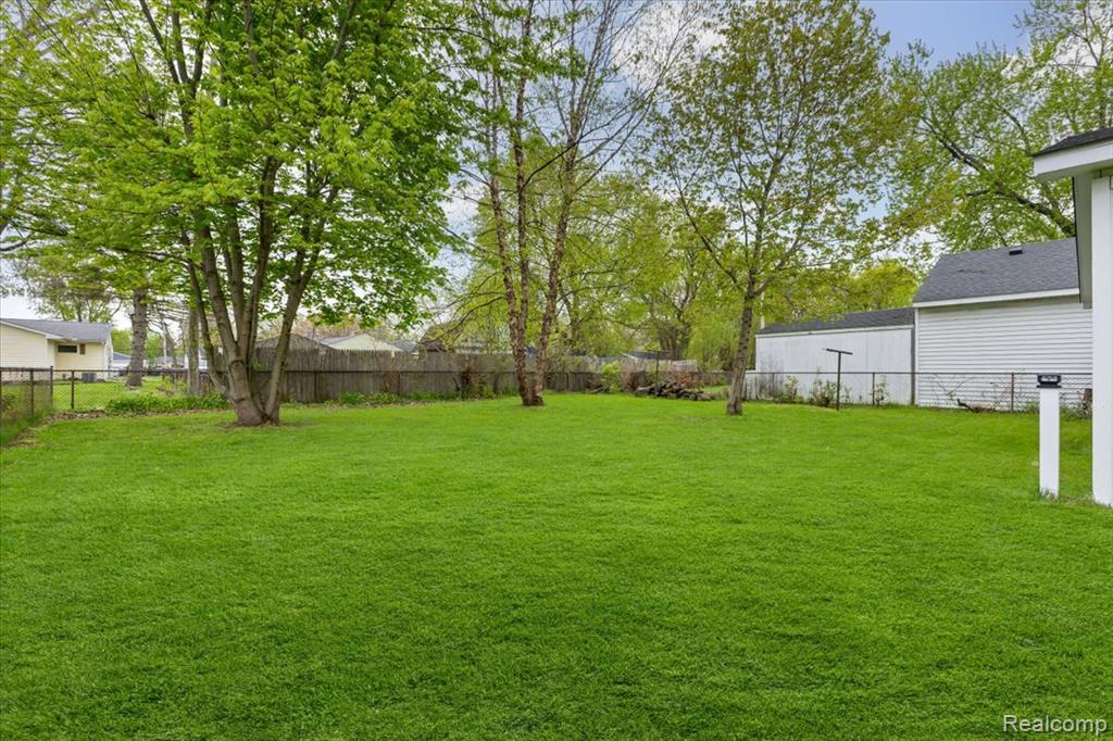 719 Hartner Drive, Holly, MI 48442 — Photo 27