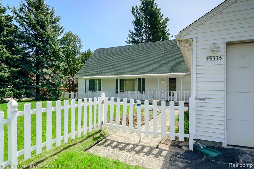 49335 WEAR Road, Belleville, MI 48111 — Photo 57