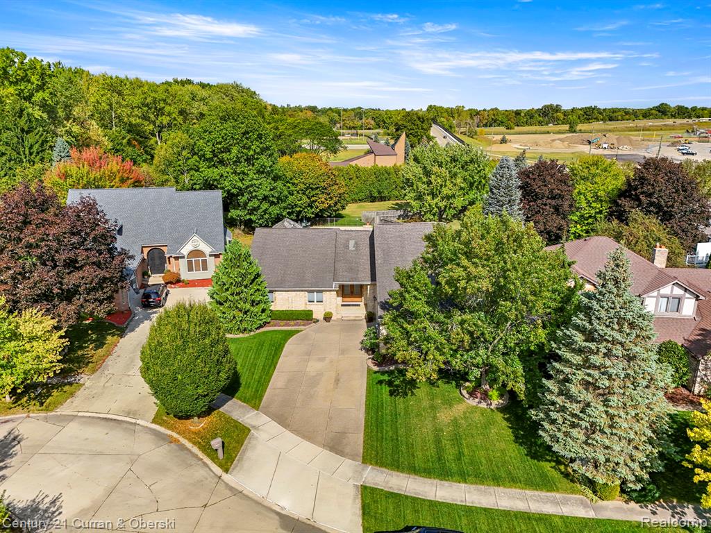 42049 Farm Lane Court, Sterling Heights, MI 48313 — Photo 58