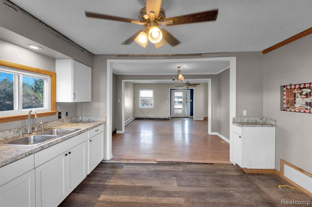 8396 E RICHFIELD Road, Davison, MI 48423 — Photo 13