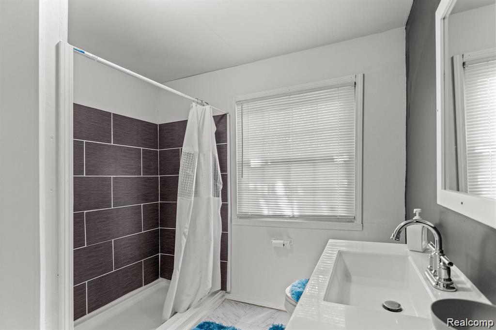 2947 GLYNN, Detroit, MI 48206 — Photo 11