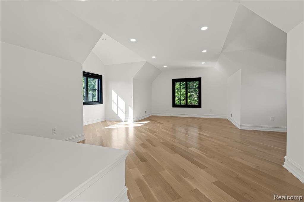 575 Chase Lane, Bloomfield Hills, MI 48304 — Photo 53