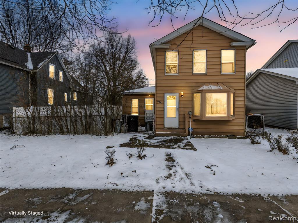547 Pine Street, Wyandotte, MI 48192 — Photo 2