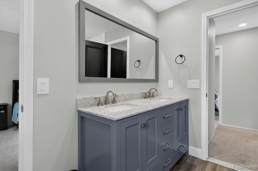 4903 Cape Town, Highland, MI 48356 — Photo 22