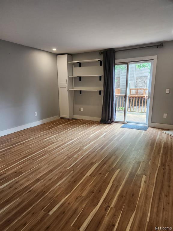5736 Woodland View, Clarkston, MI — Photo 8