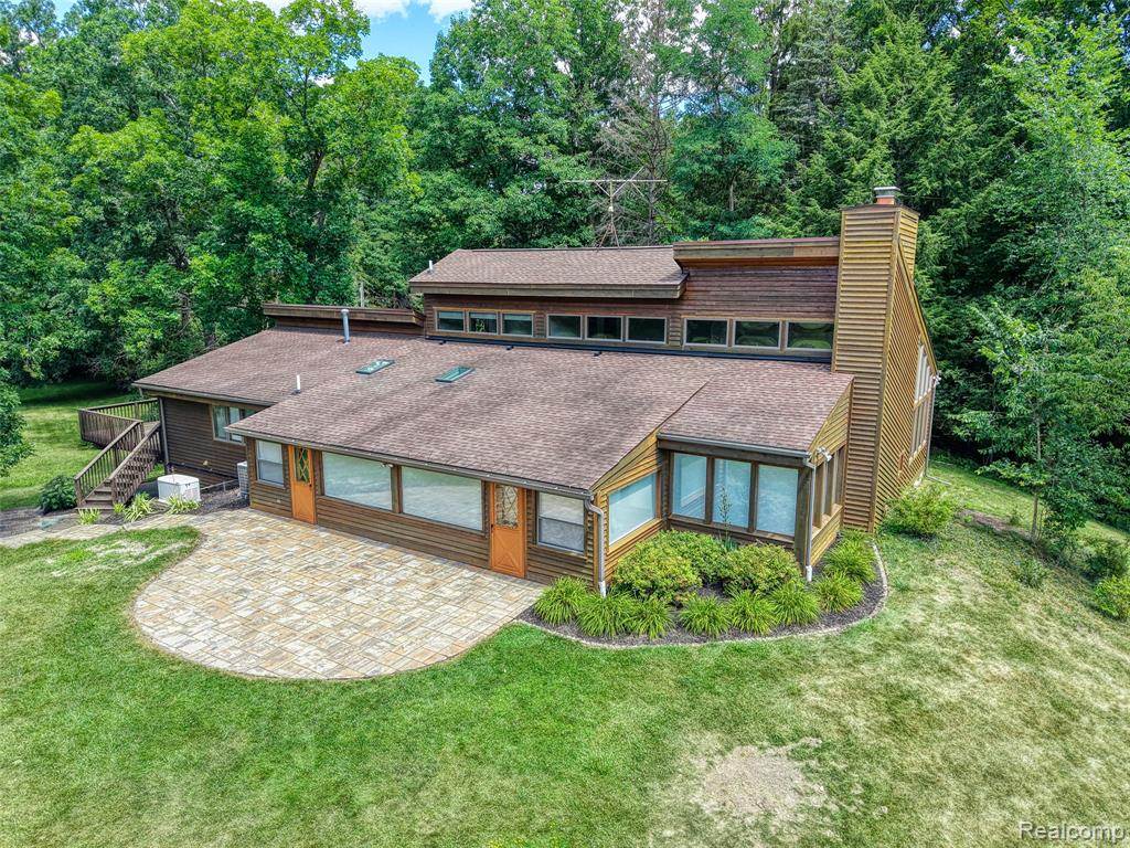 3166 Bigelow Road, Howell, MI 48855 — Photo 34