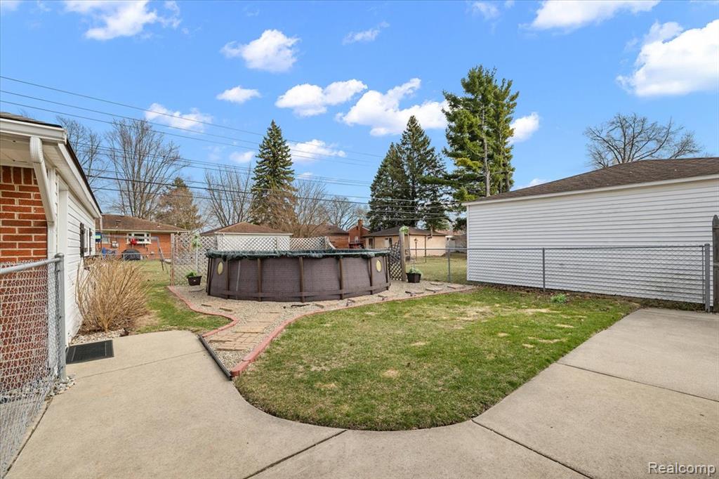 9364 Colorado Street, Livonia, MI 48150 — Photo 49