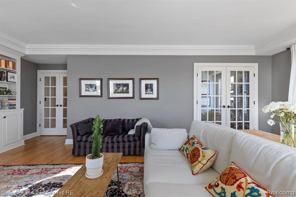 15 E KIRBY Street, 710, Detroit, MI 48202 — Photo 25