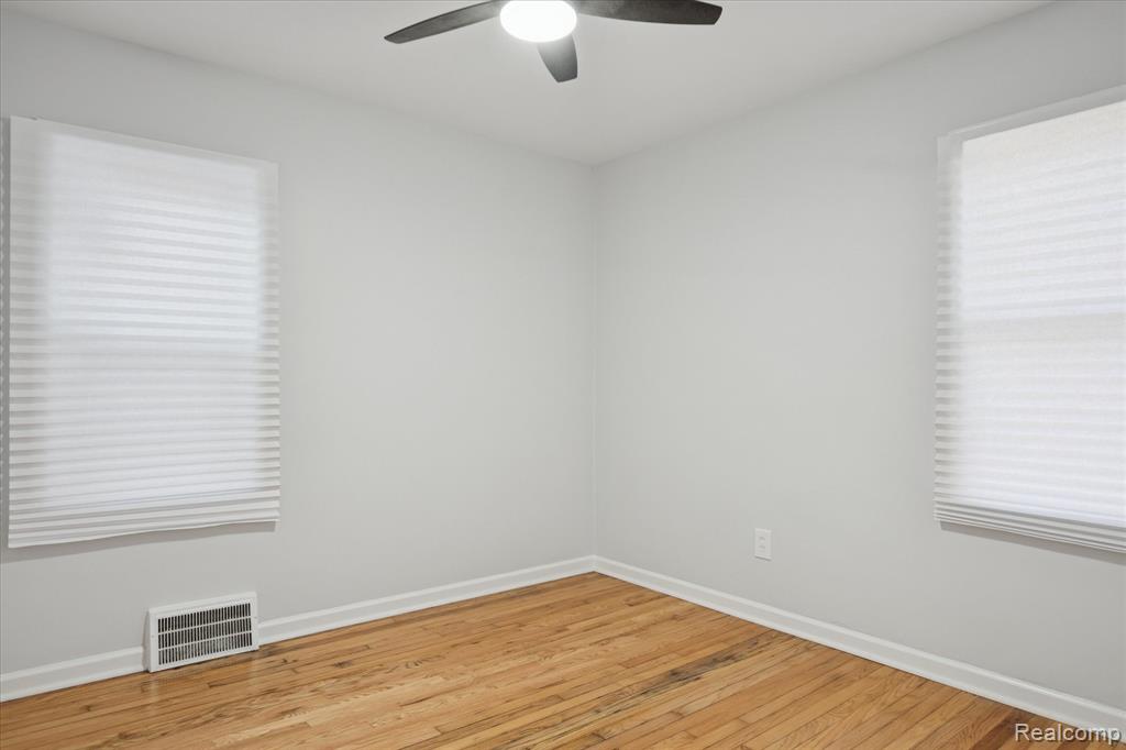 11285 Lakepointe Street, Detroit, MI 48224 — Photo 18
