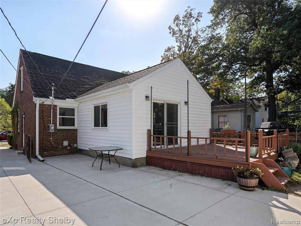 606 Catalpa Drive, Royal Oak, MI 48067 — Photo 33