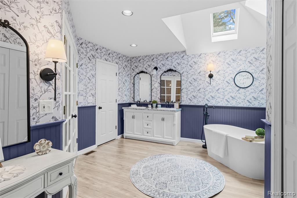 9641 Rolling Greens Drive, Pinckney, MI 48169 — Photo 30