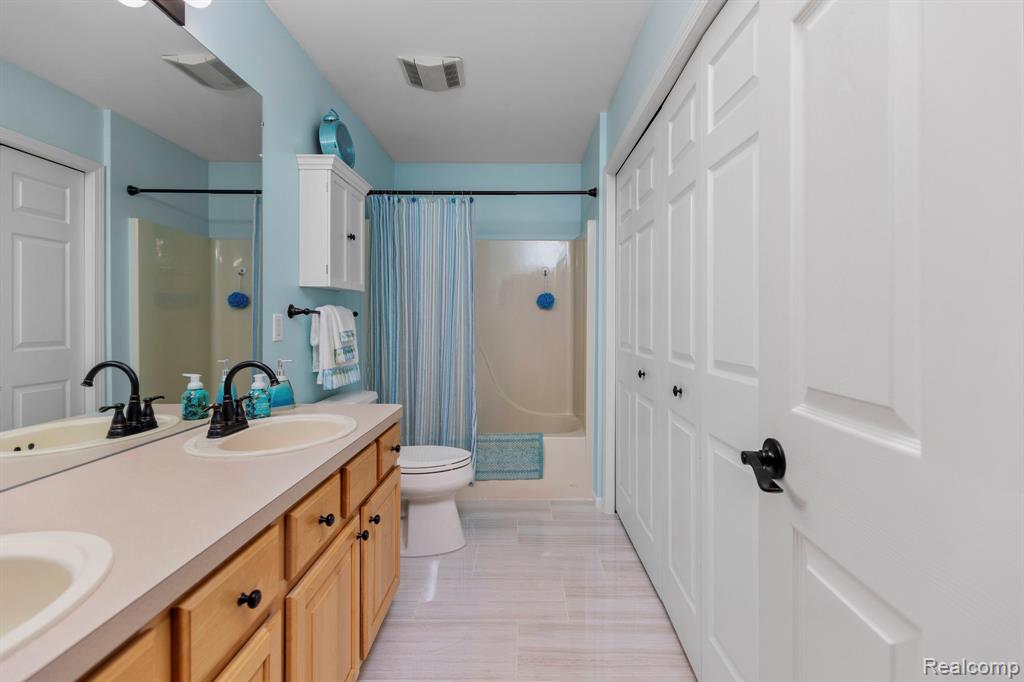 393 Pleasant Ridge Drive, Canton, MI 48188 — Photo 42