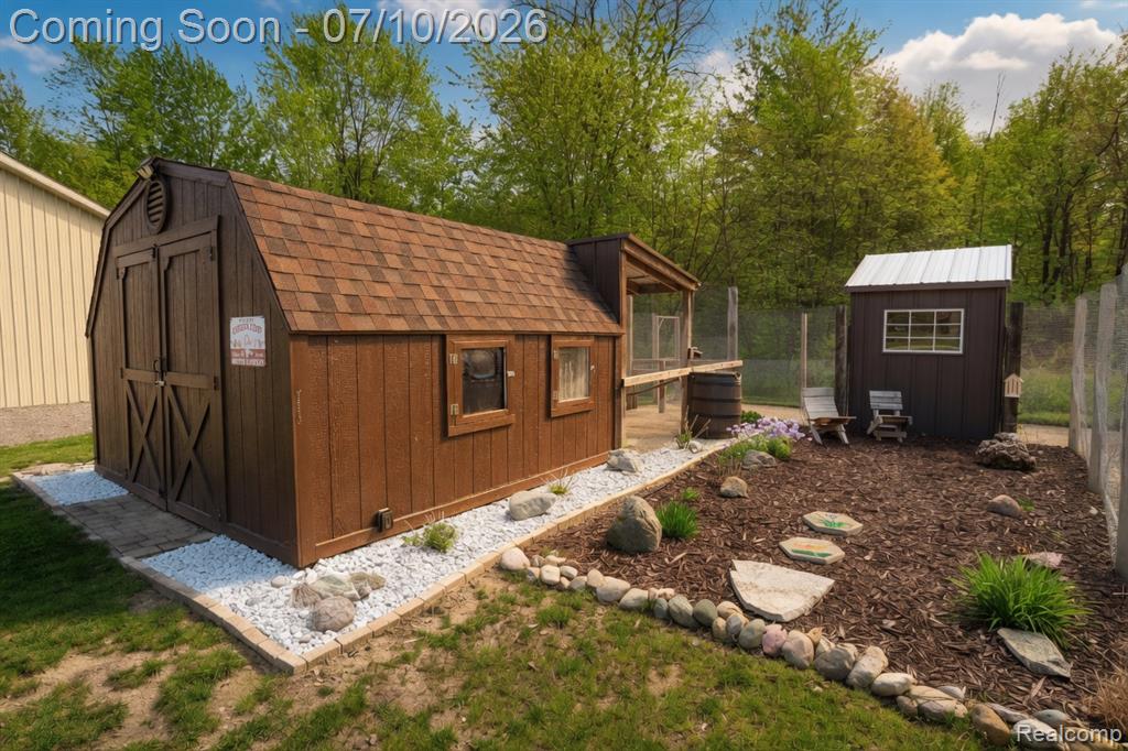 5278 Skelton Road, Columbiaville, MI 48421 — Photo 11